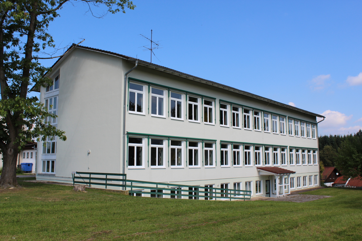 Schulhaus Haselbach